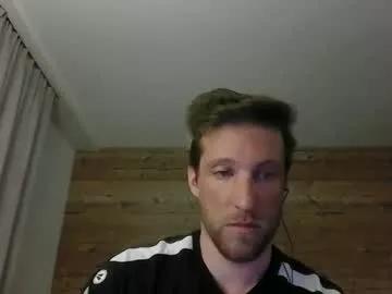 Freechat moms_little_monster on Chaturbate