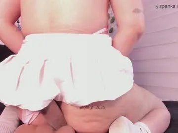 moonliight__ on Chaturbate 