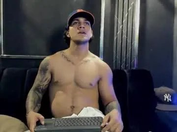 Freechat mr_maximo on Chaturbate