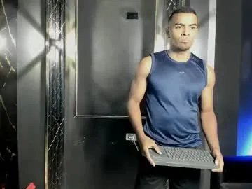 Freechat mr_maximo on Chaturbate