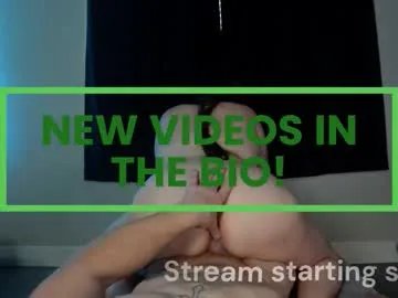 mrmrslustt on Chaturbate