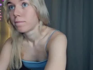 myviolet_rush on Chaturbate