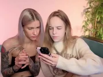 Freechat nanami_v02 on Chaturbate