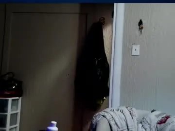 naughtyfucker4u269 from Chaturbate