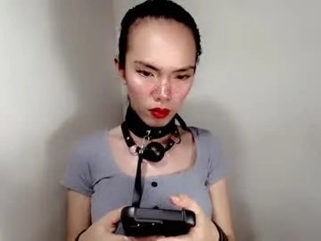 naughtypetiteangel on Chaturbate