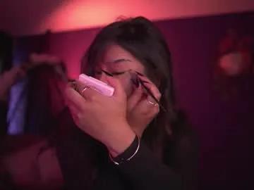 Freechat ne_fertari on Chaturbate