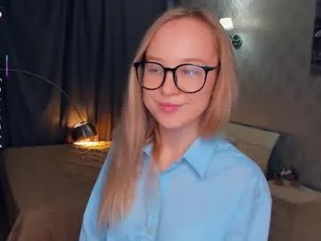 Freechat nicolavanderbie on Chaturbate