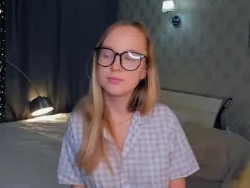 Freechat nicolavanderbie on Chaturbate