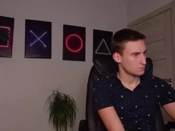 Freechat nikki_hard on Chaturbate