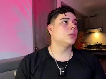 Freechat odin_blake on Chaturbate