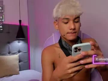 Freechat olivertwinky_ on Chaturbate