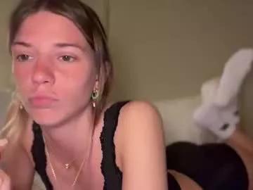 Private oliviahansleyy on Chaturbate