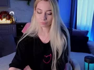 Freechat owlluree on Chaturbate