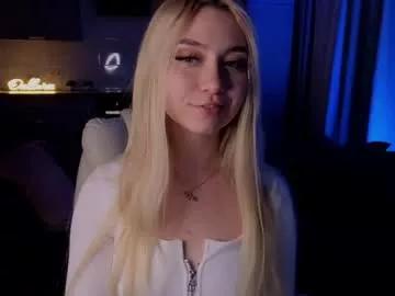 Freechat owlluree on Chaturbate
