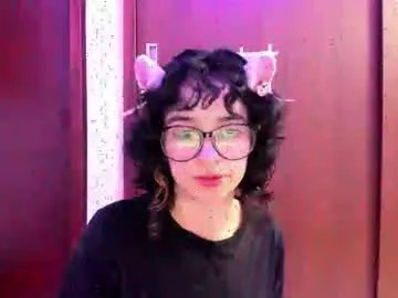 Freechat petitee_lunna on Chaturbate