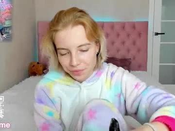 pink_lila18 on Chaturbate