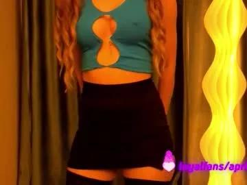 Freechat poppybloopy on Chaturbate