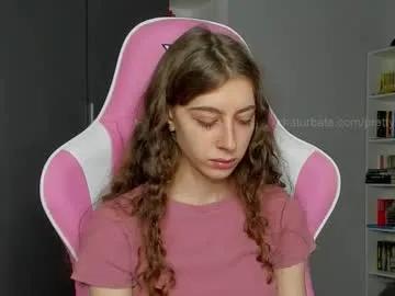 Freechat prettysomething on Chaturbate