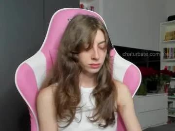 Freechat prettysomething on Chaturbate