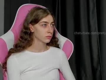 Freechat prettysomething on Chaturbate