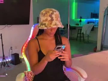 Freechat princess_cece on Chaturbate