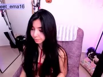purple_ema on Chaturbate