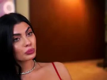 ravennadarcy on Chaturbate