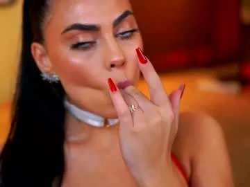 ravennadarcy on Chaturbate