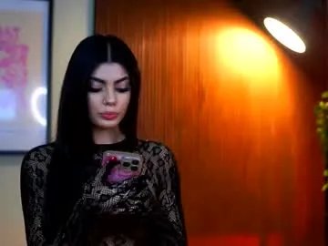 ravennadarcy on Chaturbate