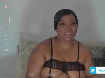 reginabanx on Chaturbate