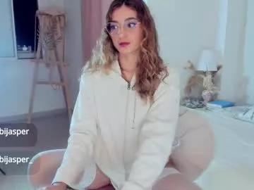 rubijasper18 on Chaturbate