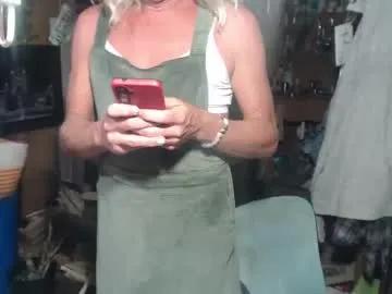 Sexy Sarahhampton wants you to fuck zir body now sarahhampton from Chaturbate