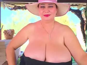 sassy_seasons on Chaturbate 