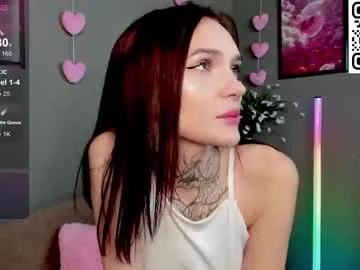 Freechat selenalune on Chaturbate