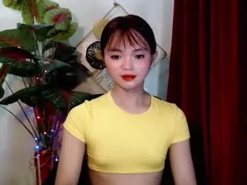 sensational_yeng on Chaturbate