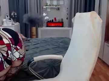 Freechat sexymilfsquirter on Chaturbate