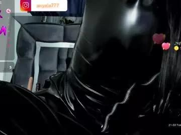 Freechat shengyi_blue on Chaturbate