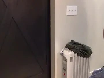 shimmyloe on Chaturbate