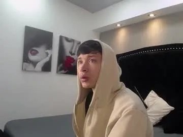 skinny_office from Chaturbate