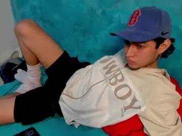 sky_wild from Chaturbate