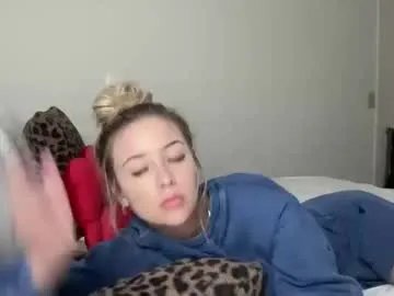 skyybanks on Chaturbate
