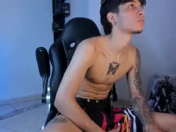 snakebutterfly on Chaturbate