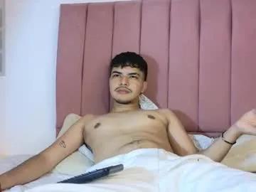 Freechat snowlann on Chaturbate