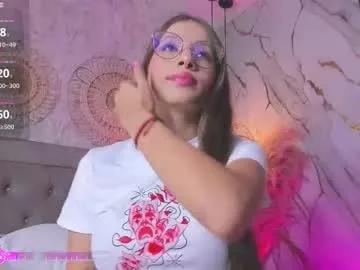 Discover Sofi_lovely_, she wants to masturbate for you sofi_lovely_ from Chaturbate