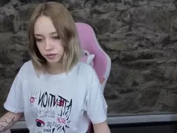 sofialeone — GOAL: Hand bra [1000 tokens remaining] Welcome to my room! #new #teen #blond #18 #skinny