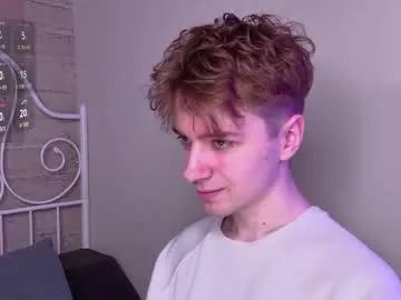 Freechat softcrave on Chaturbate