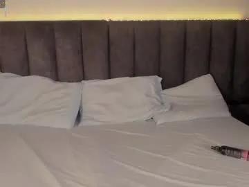 Freechat sophie_smith19 on Chaturbate