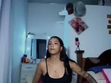 Freechat stefanny_pllus on Chaturbate
