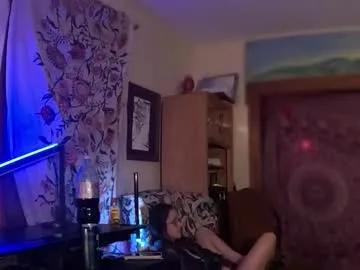 straightishd on Chaturbate