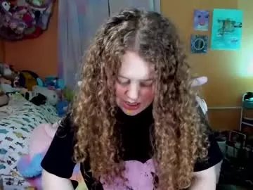 strwbby on Chaturbate